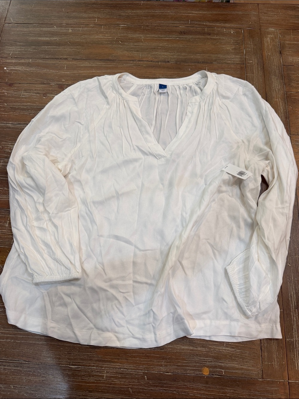 Old Navy White V-Neck Peasant Blouse
